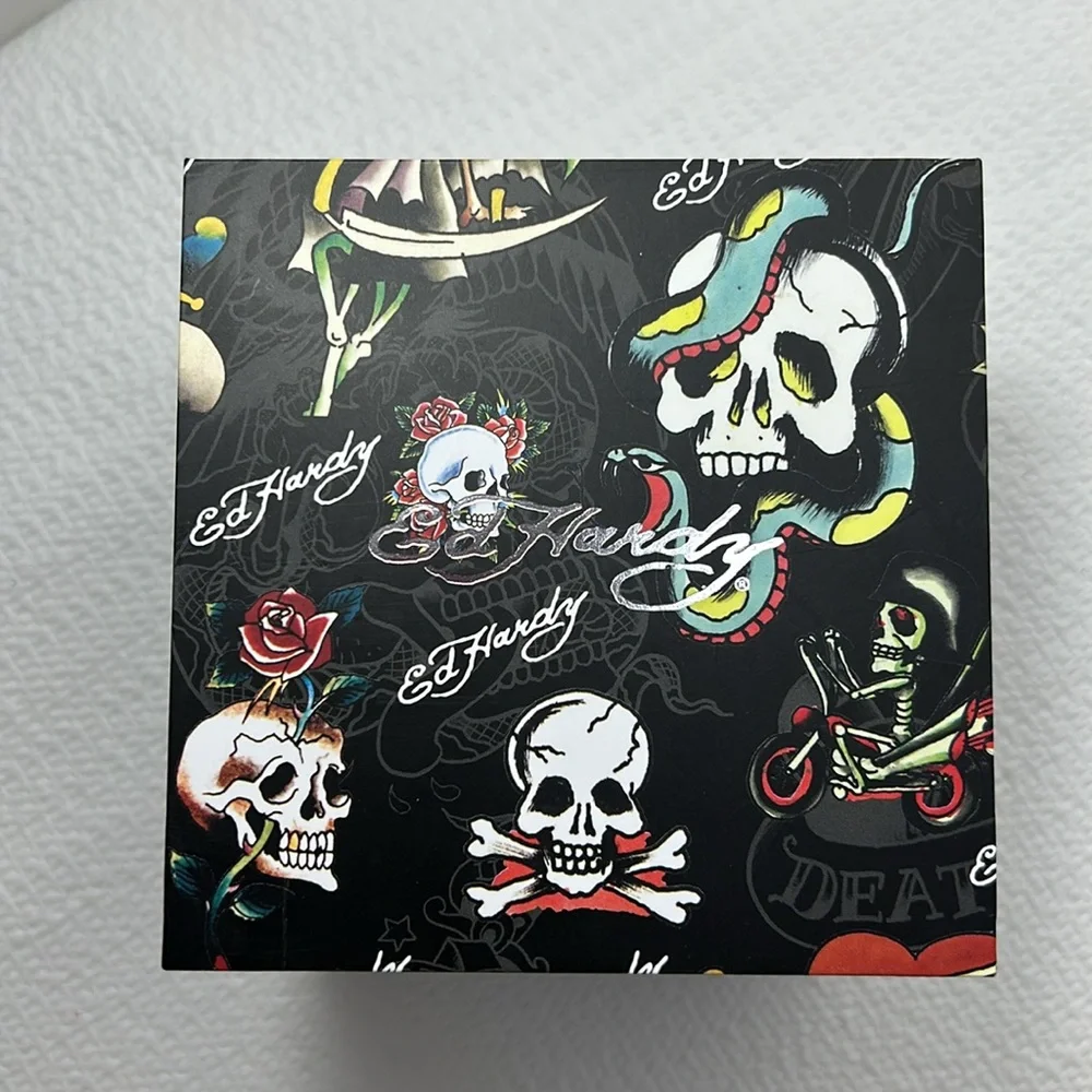Ed‎ Hardy Skull Watch. Men's Matte Black Leather Strap Analog Watch